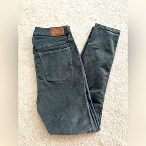 Madelwell corduroy jeans size 28 skinny high rise.